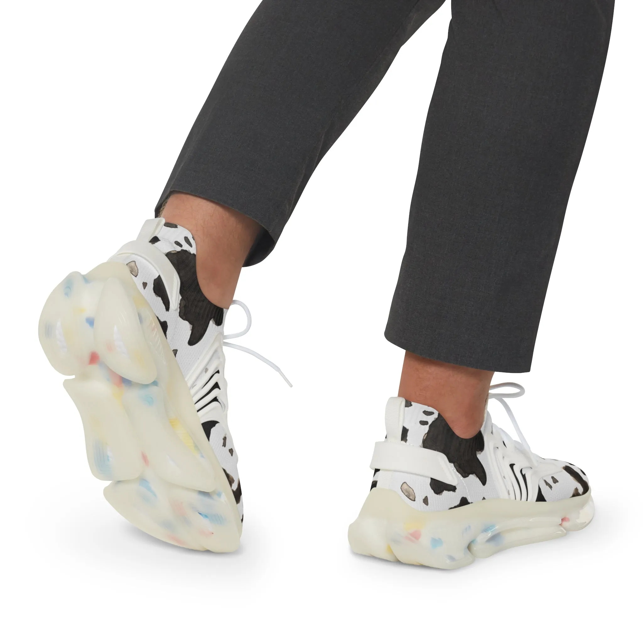 Cow Print Men's Mesh Sneakers, Cow Animal Print Men's Sneakers Best Comfy Men's Mesh Sports Sneakers Shoes (US Size: 5-12)