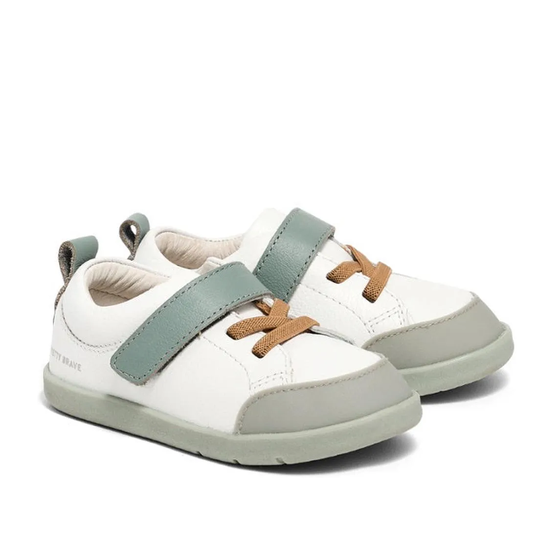 Pretty Braver Boston Leather Trainer First Walker White Sage